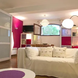  Appartement 37m2 à Cyr Sur - - Proche - Parking - Confort - Calme